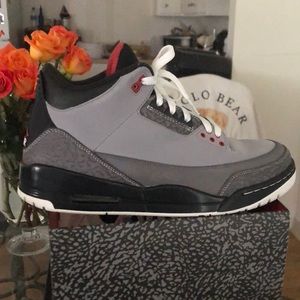 Air Jordan 3 sz 10 stealth